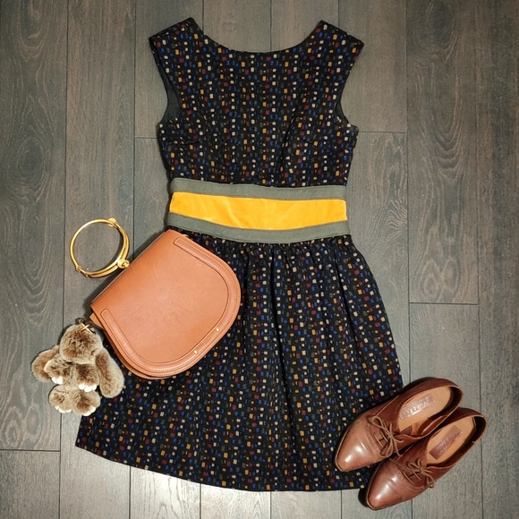 Lauren Moffat Corduroy Dress - Picture 1 of 7